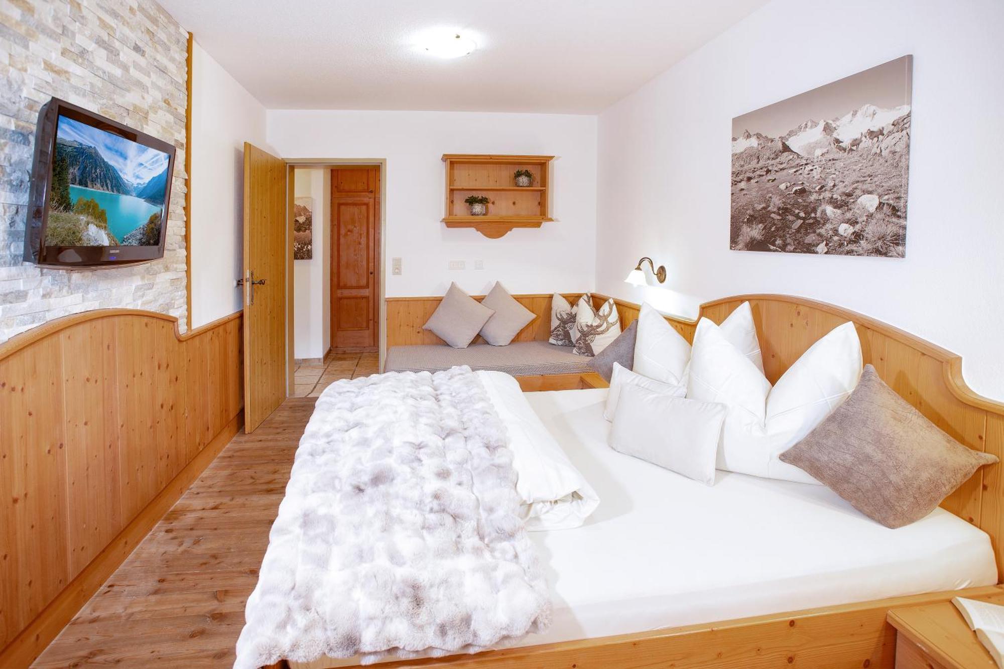 Brixnerhof Im Zillertal Hotel Schlitters Ngoại thất bức ảnh