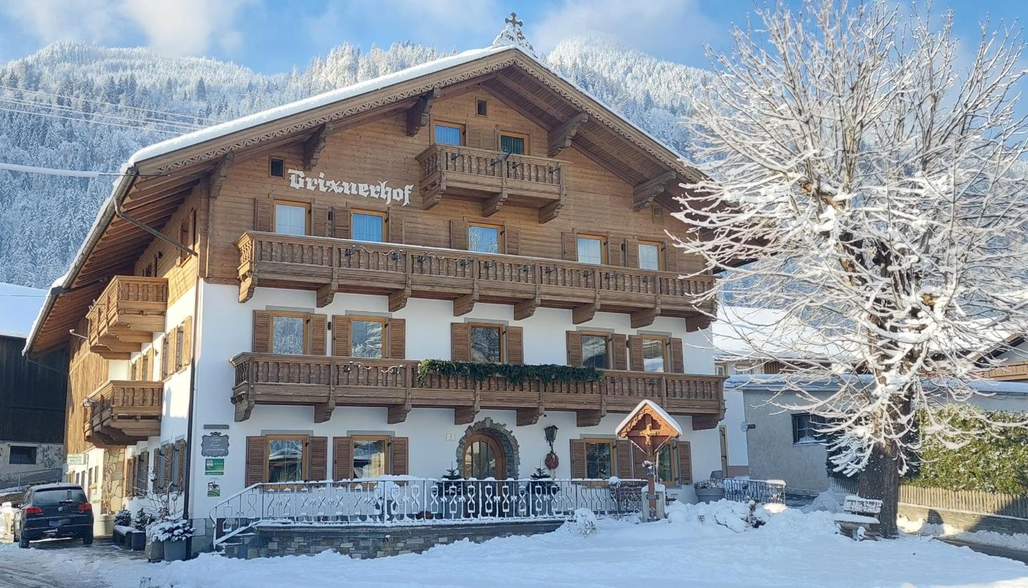 Brixnerhof Im Zillertal Hotel Schlitters Ngoại thất bức ảnh