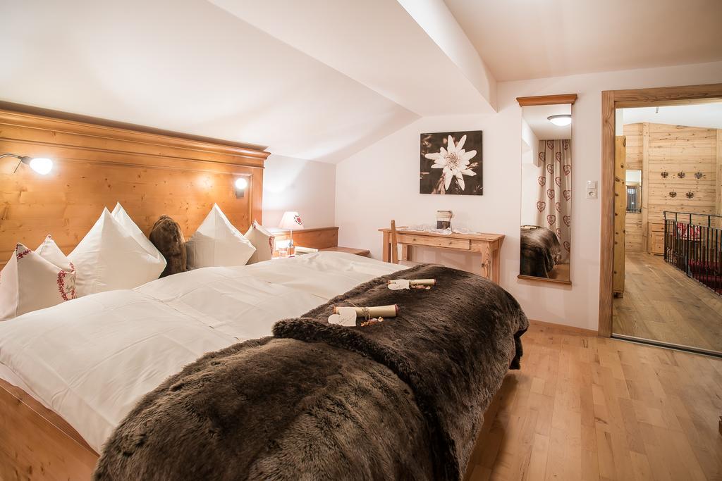 Brixnerhof Im Zillertal Hotel Schlitters Ngoại thất bức ảnh