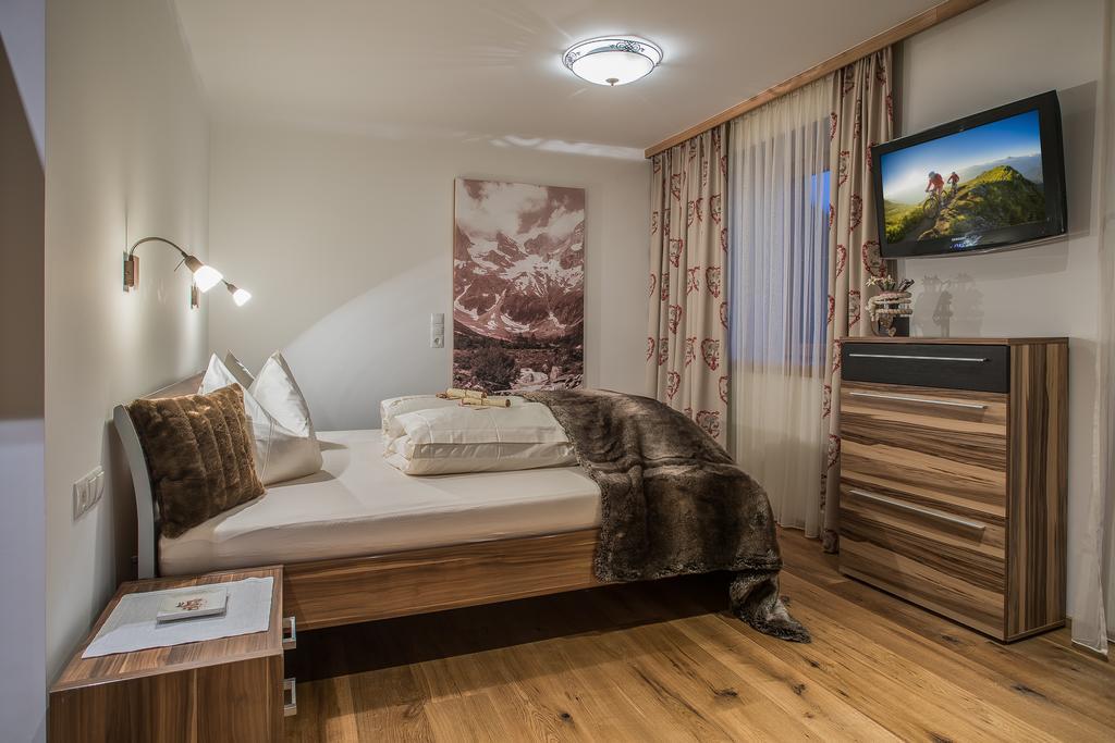 Brixnerhof Im Zillertal Hotel Schlitters Ngoại thất bức ảnh